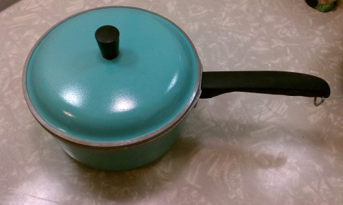 vintage turquoise aqua pot with lid by club