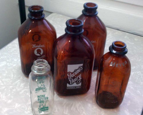 vintage glass milk bottles advertisng collectibles