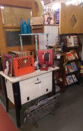 fair-oaks-antiques-at-sulaines-MN