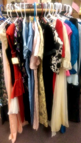 vintage-dresses-clothing-fargo